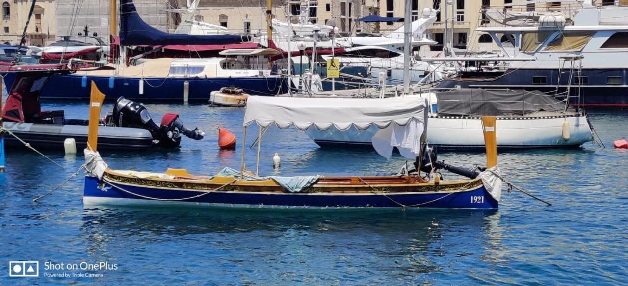 Dghajsa Guest House Senglea Bagian luar foto